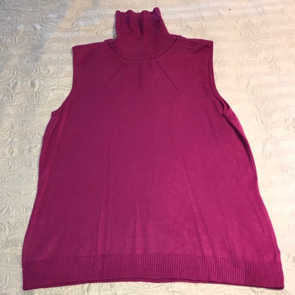 Fuchsia sleeveless dress turtleneck shirt - Picture 1 of 3